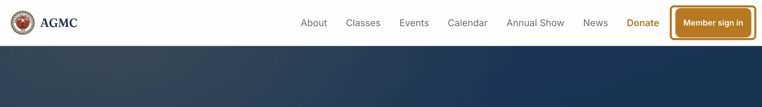 The top of the club home page. The gold Member sign in button in the top right corner is circled.